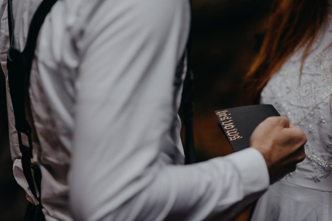 rock'n'roll alternative vow cards for elopements