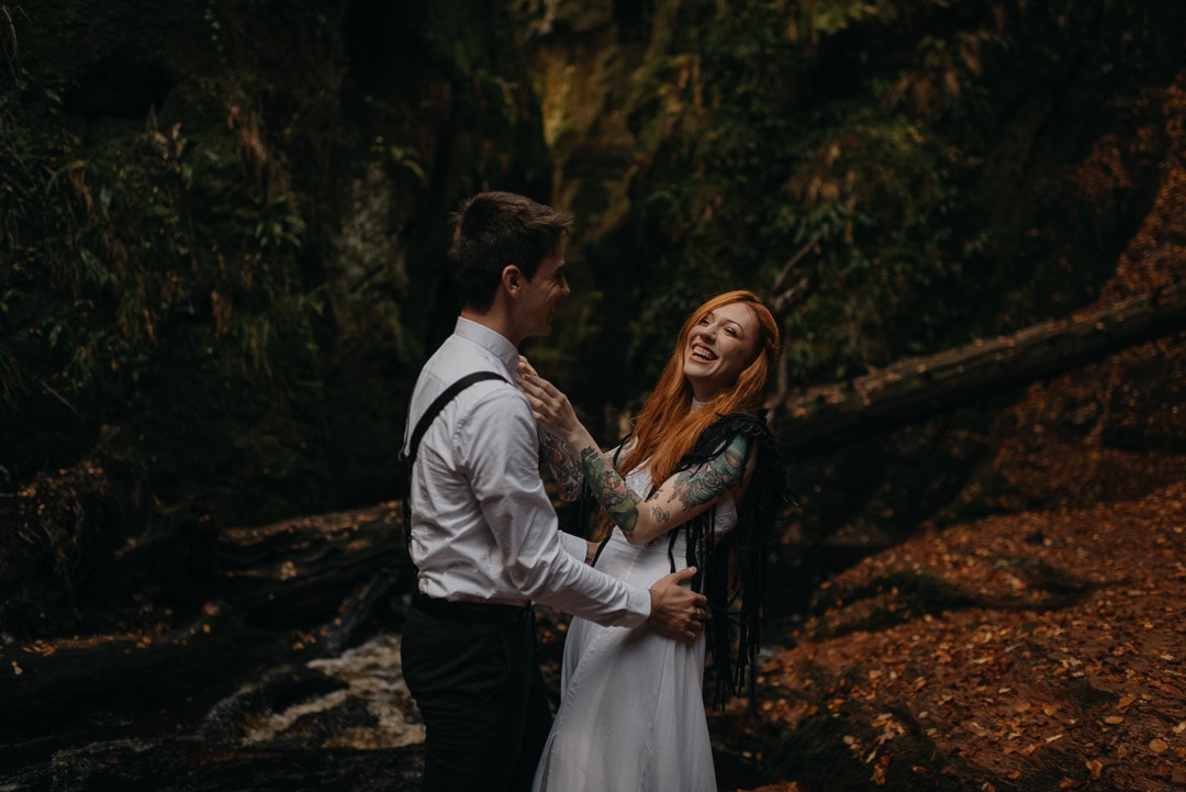devil's pulpit elopement ceremony