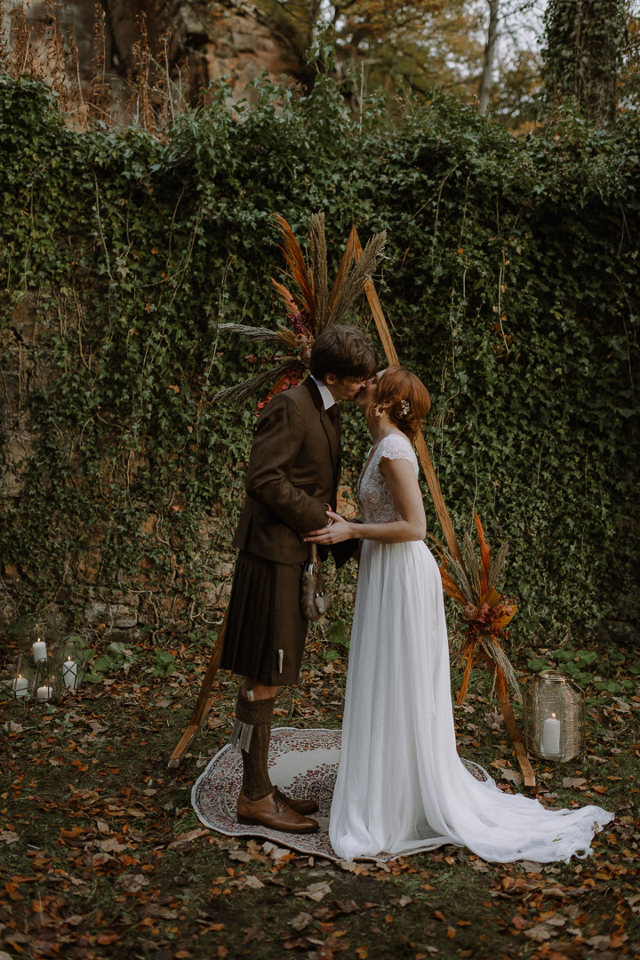 celtic handfasting scotland elopement woodlands