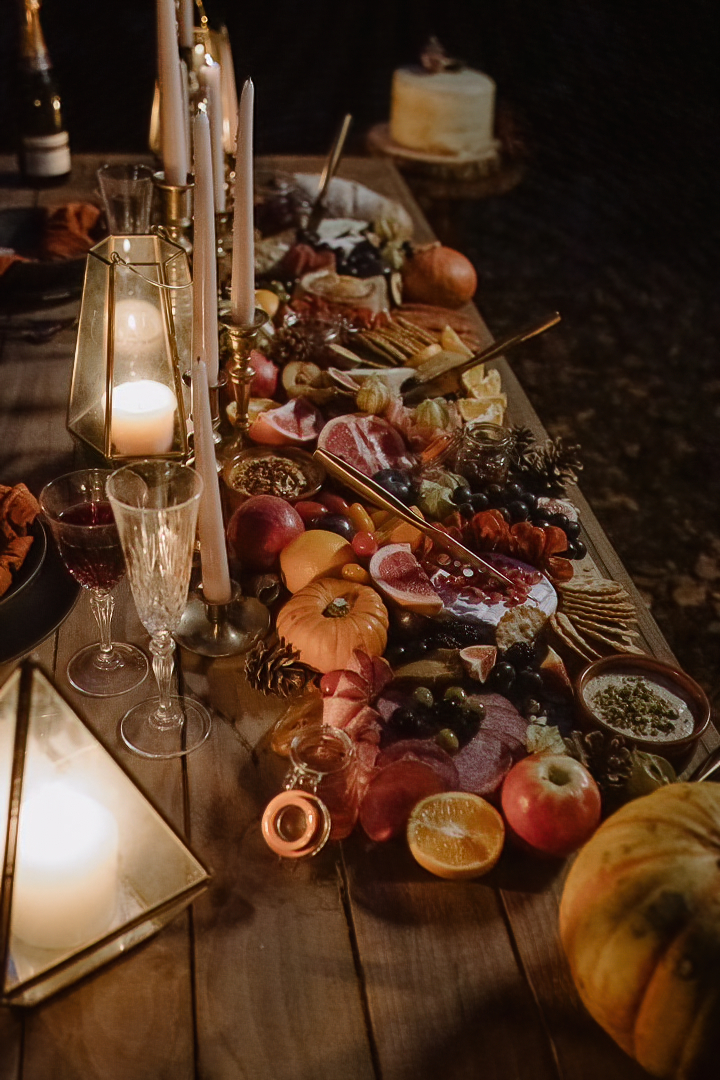 harvest feast picnic elopement
