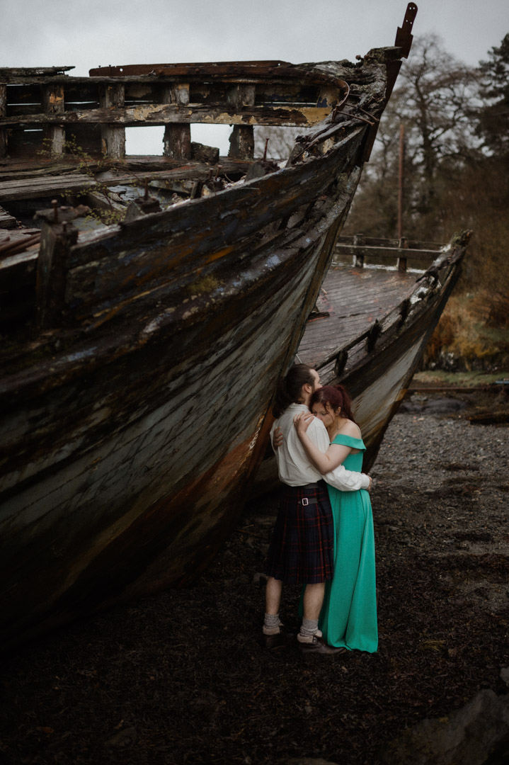 Isle of Mull elopement couple at shipwrecked boats