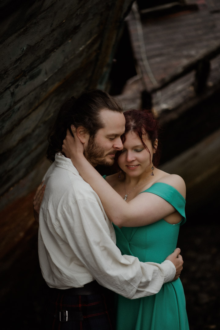 Isle of Mull elopement couple at shipwrecked boats